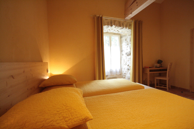 Room 2, Domaine de l'Eau Vive, Ardèche