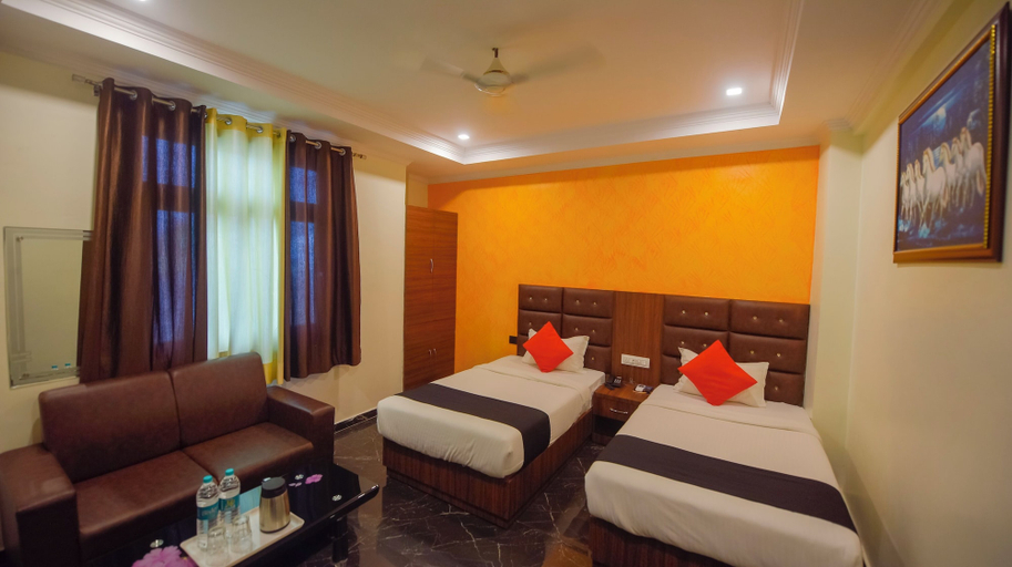 Room 2, Hotel Hyfa Continental, Lucknow