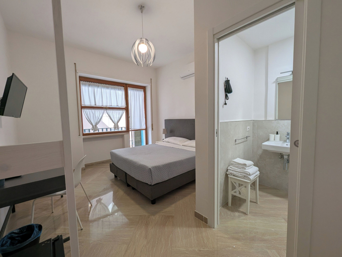 Bedroom 3, Napoli City Inn, Napoli