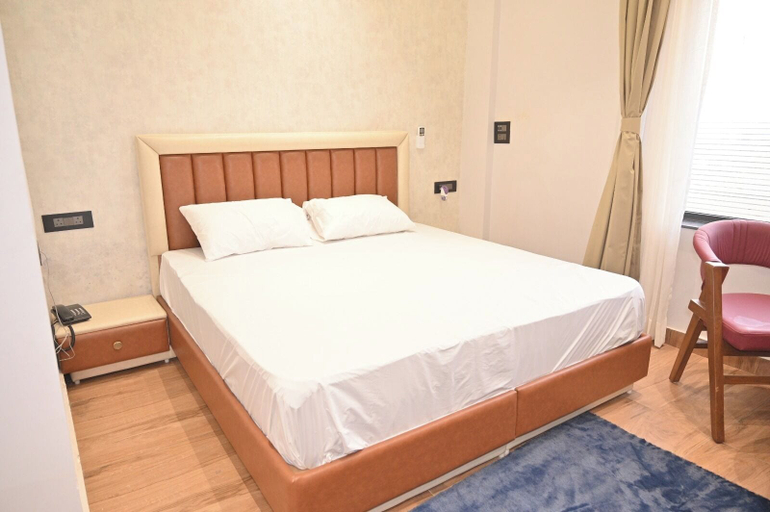 Room 4, Purav Hotel, Sonipat
