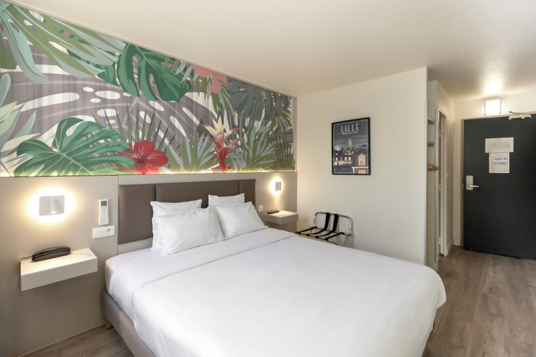 Bedroom 3, Comfort Hotel Lille L'Union, Nord