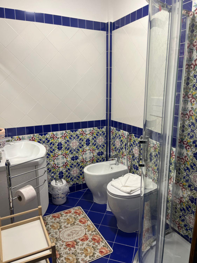Bathroom, A Finistella, Salerno