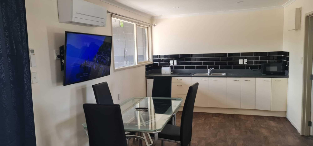 Dining 3, Kiwi Cove Motel, Taupo