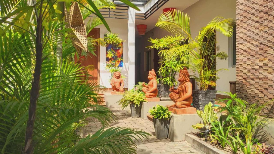 Exterior view 2, La Fontaine de Tara Boutique Hotel, Siem Reap