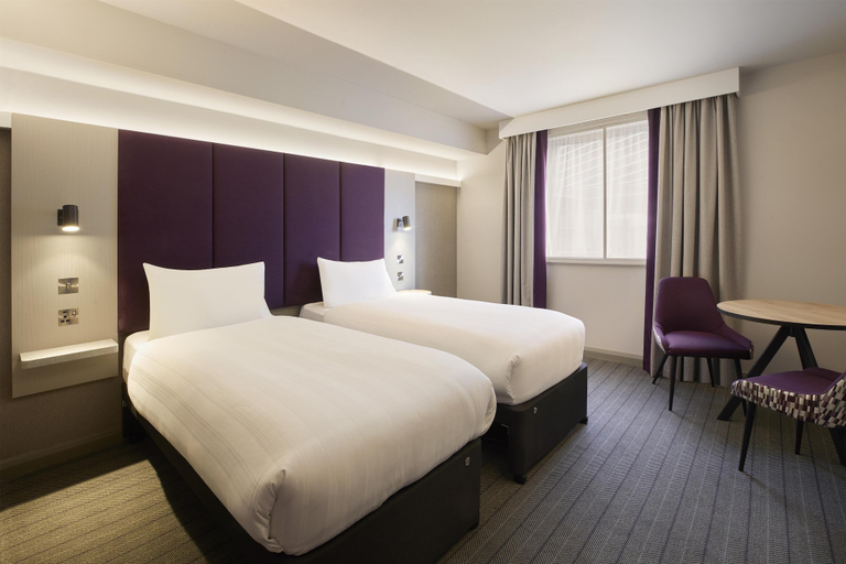 Bedroom 2, Premier Inn Hastings, East Sussex