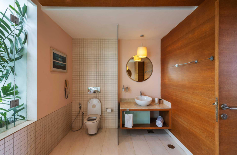 Bathroom 5, Isle View by VEO - Part of StayVista, South Goa
