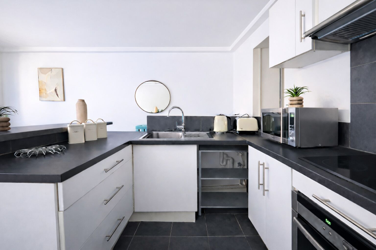 Private kitchen 2, Magnifique 1 Chambre a Neuilly-sur-Seine, Hauts-de-Seine