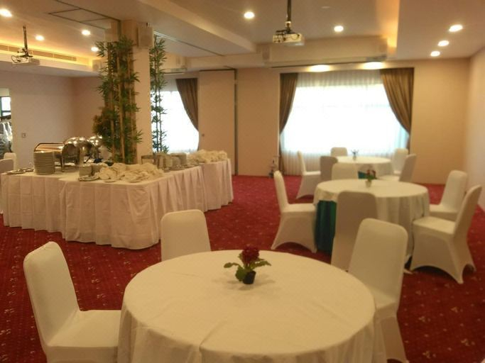 Food & Drinks 3, Hotel Huswah Airport, Tangerang