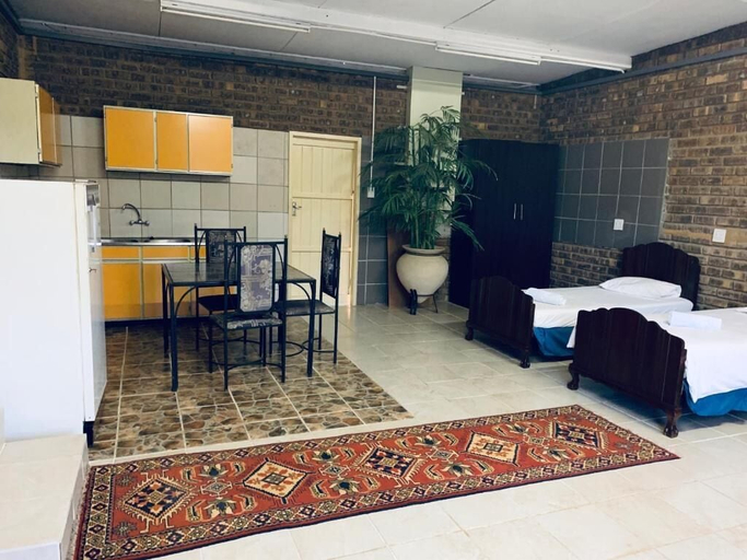 Others 4, At The Rocks Country Estate, City of Tshwane