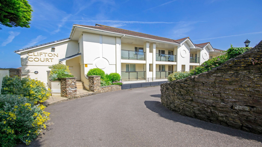 Exterior & Views, Apt 16, Seaviews, Slps 5 Indoor Heated Pool, Devon