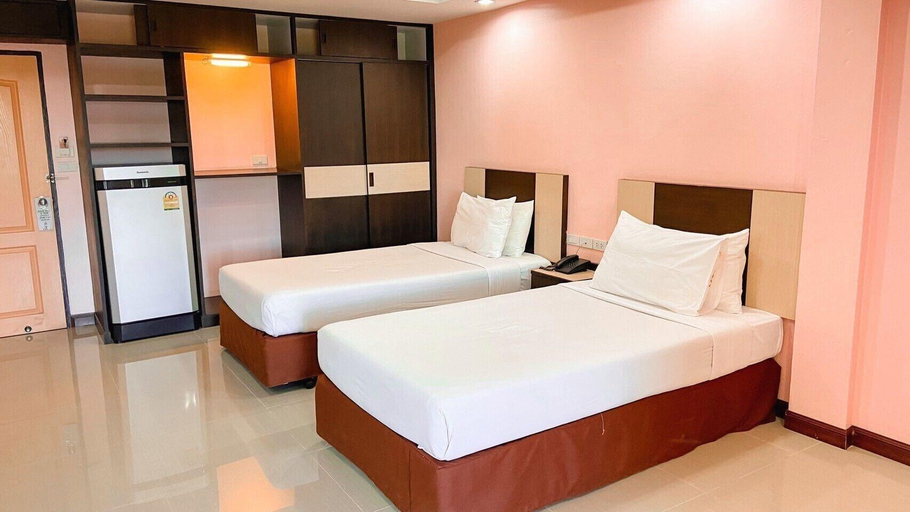 Bedroom 3, AA Pattaya Ville Hotel, Pattaya