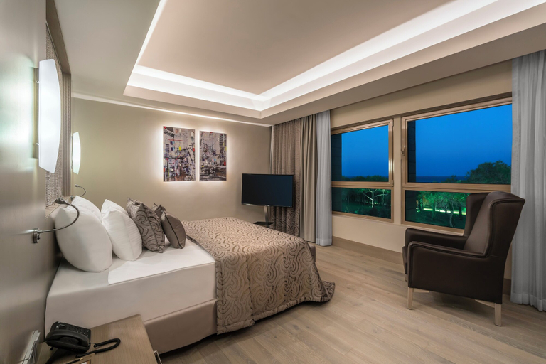 Bedroom 3, Concorde Luxury Resort & Casino Convention Spa