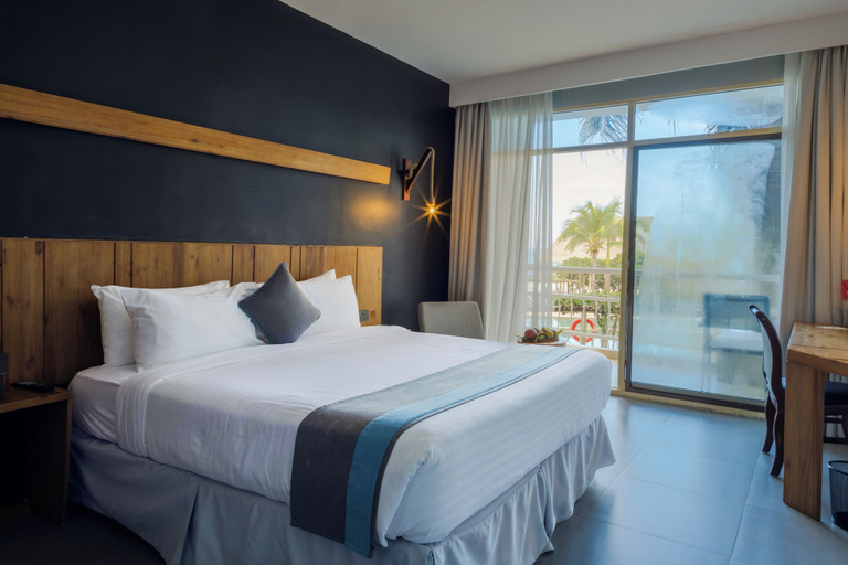 Bedroom 4, Giraffe Beach Hotel, Kinondoni