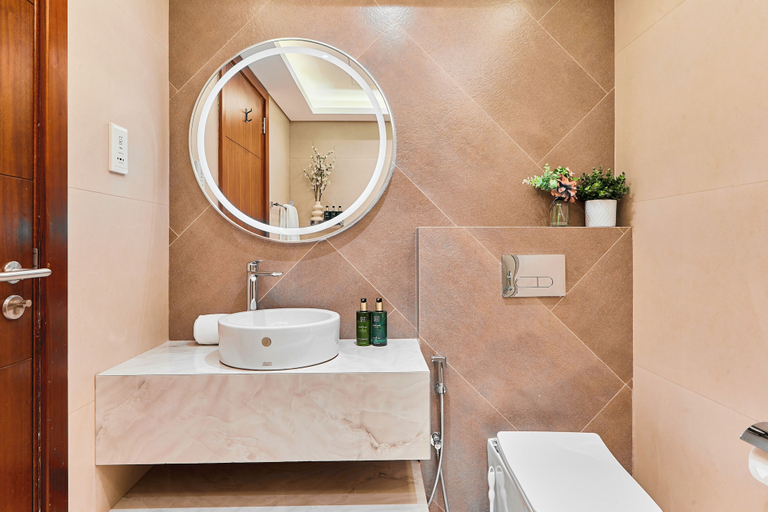 Bathroom 2, bnbme | Stand Point Tower A | 1BR + Study Room, Dubai