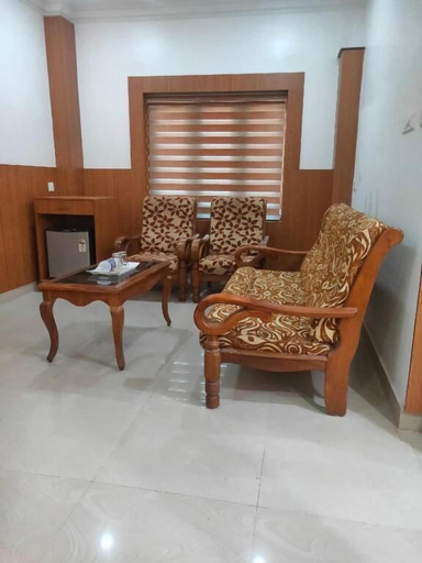 Others 5, Sneha Inn, Kannur