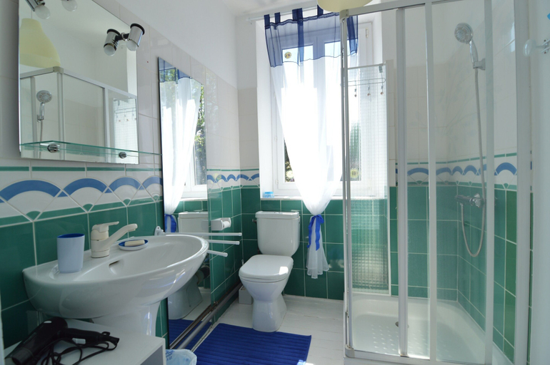 Bathroom 4, Mansion in Champvert With Pond View Terrace, Nièvre