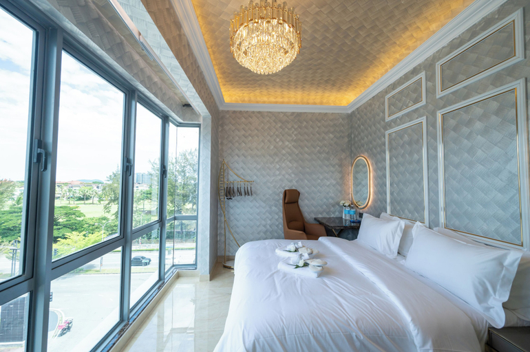 Room 5, Regis by Ritz Imago Mall Loft B, Kota Kinabalu