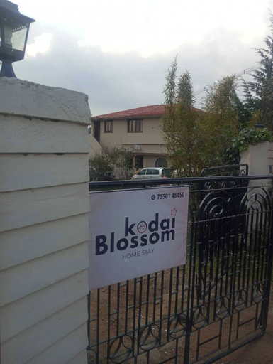 Property grounds 3, Kodai Blossom Cottages, Dindigul