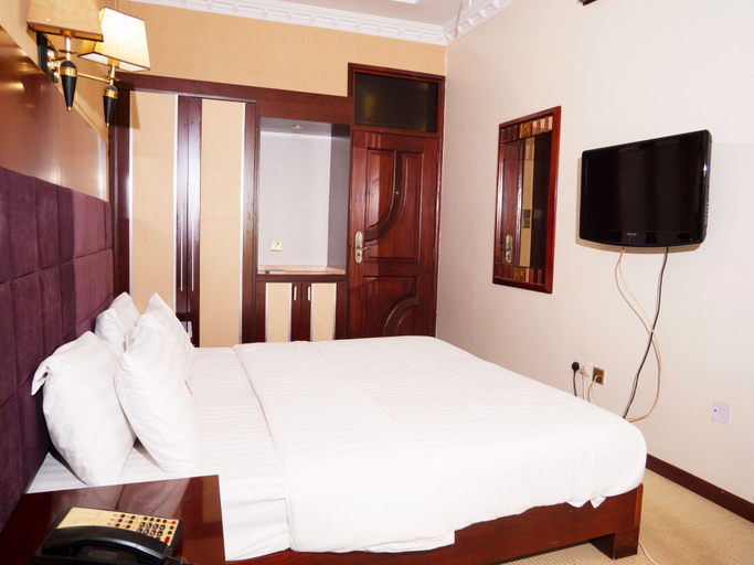Room 5, Ra Heritage Village Hotel, Busiiro