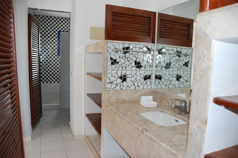Bathroom 4, EL PUEBLO TAMLELT, Agadir-Ida ou Tanane