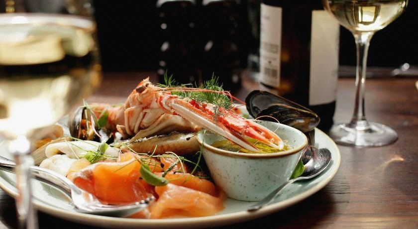 Food & Drinks, Nira Caledonia Hotel, Edinburgh