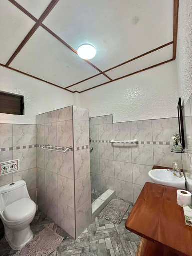 Bathroom 4, SUNVILLE HOTEL, Panglao