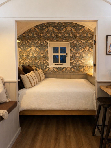 Bedroom, The Huts At Woodthorpes , Suffolk