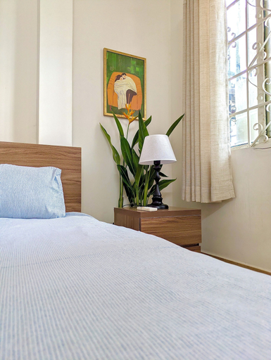 Room 2, Sonic House, District 1