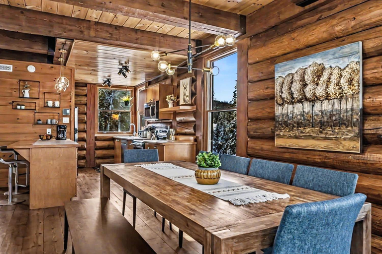 Food & Drinks, 4-Bedroom Chalet Fraternite in Lac-Superieur Tremblant, Les Laurentides