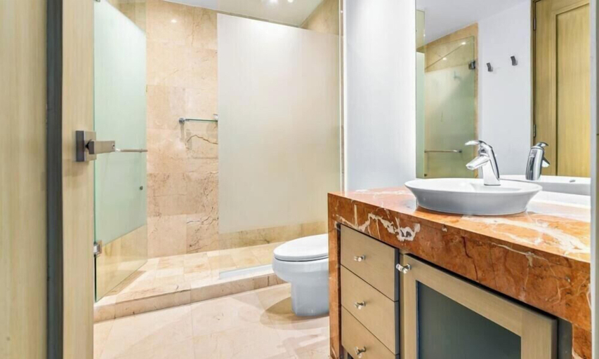 Bathroom 4, Luxury Oceanfront 4BR Condo - Pool - Ocean View, Puerto Vallarta