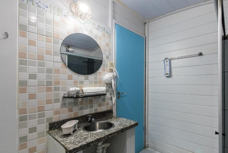 Bathroom, Pousada Carmo, Fernando de Noronha