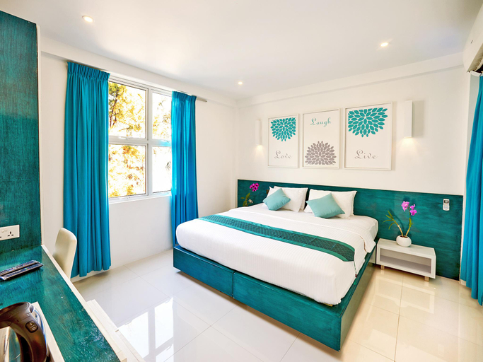 Bedroom 2, Planktons Beach Hotel, Malé