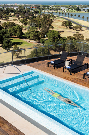 Sport & Beauty 2, Tyrian Serviced Apartments - Albert Park Lake, Melbourne