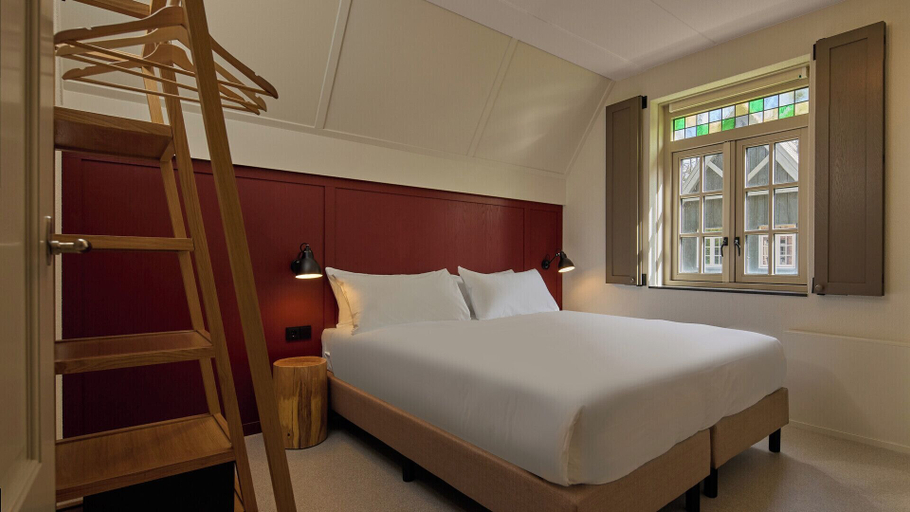 Room 3, Efteling Bosrijk - Theme Park tickets included, Loon op Zand
