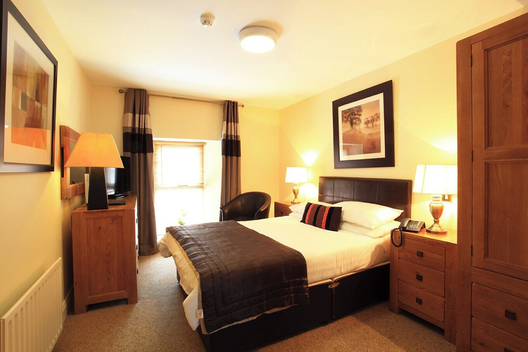 Bedroom 2, O'donnabhain's Guesthouse
