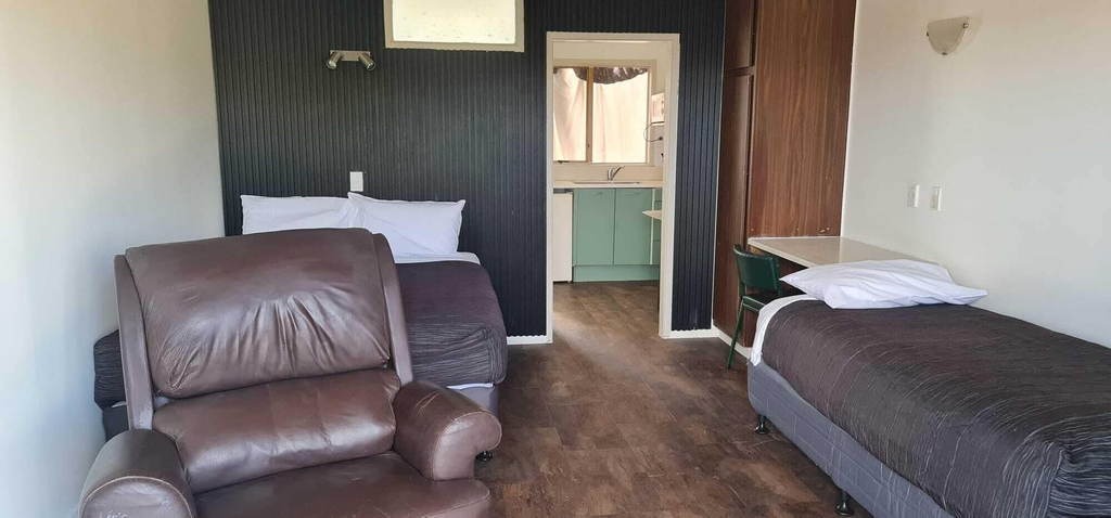 Room 2, Kiwi Cove Motel, Taupo