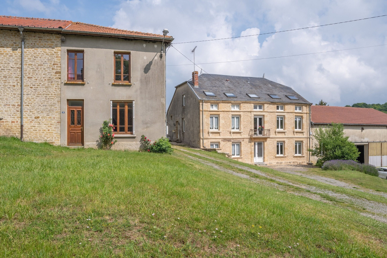 Exterior 3, Vintage Holiday Home in Nouart, Ardennes