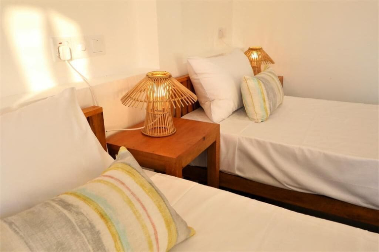 Bedroom 1, Ohana Surf Guest House, Habaraduwa