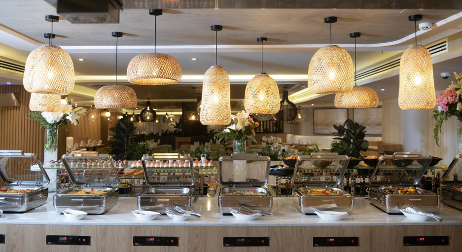 Food & Drinks 5, Radisson Hotel Madinah, Al Madinah Al Munawwarah