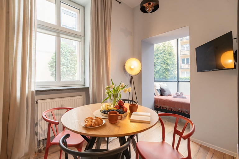 Living area 5, RentPlanet - Apartamenty Damrota, Będzin