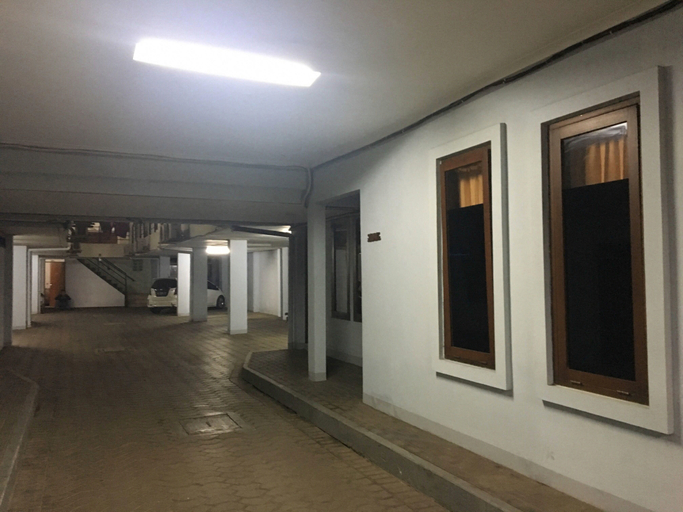 Others 5, CT 195, Bandung