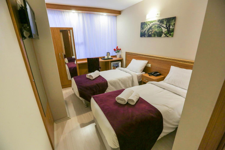 Bedroom 2, City Avenue Hotel, Dubai