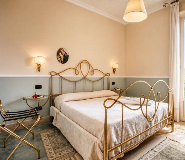 Bedroom, Palazzo Giovanni bed and breakfast, Catania