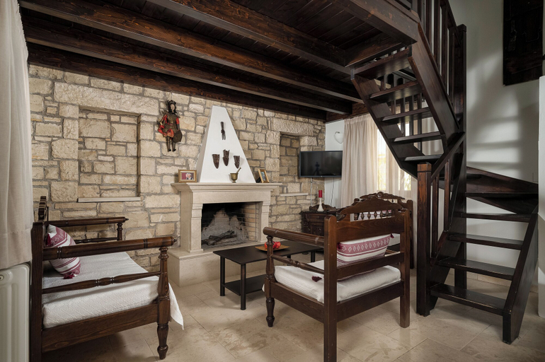 Living area 4, Orelia Cretan Villas & Deluxe Apartments, Faistos