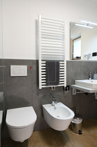 Bathroom 5, Mas dei Masi, Trento