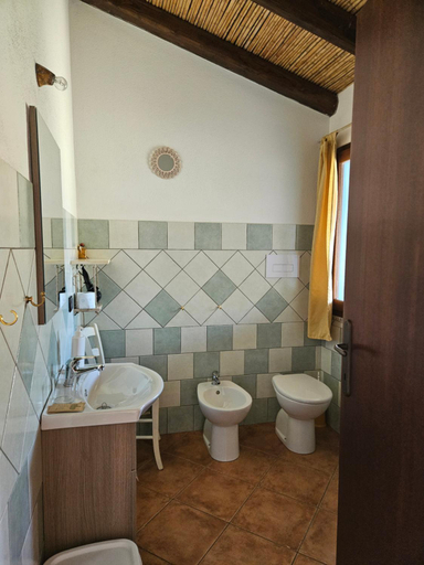 Bathroom 3, Tenuta Don Ballore, Nuoro