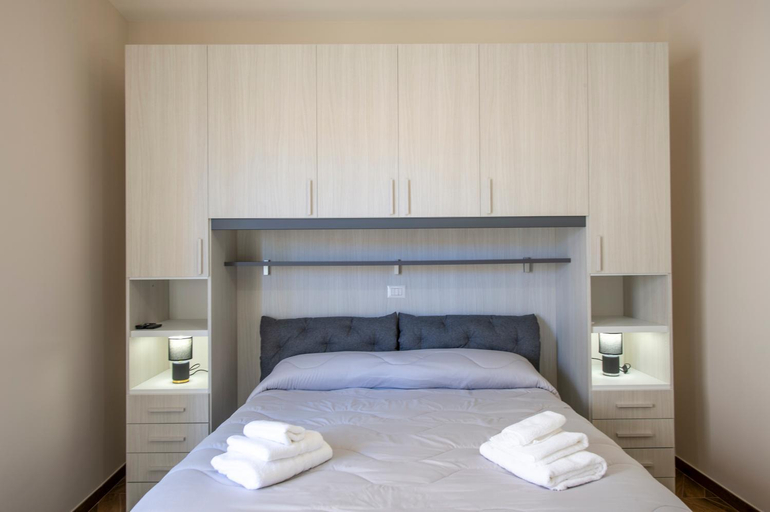 Bedroom 2, L'Incanto dei Monti, Napoli