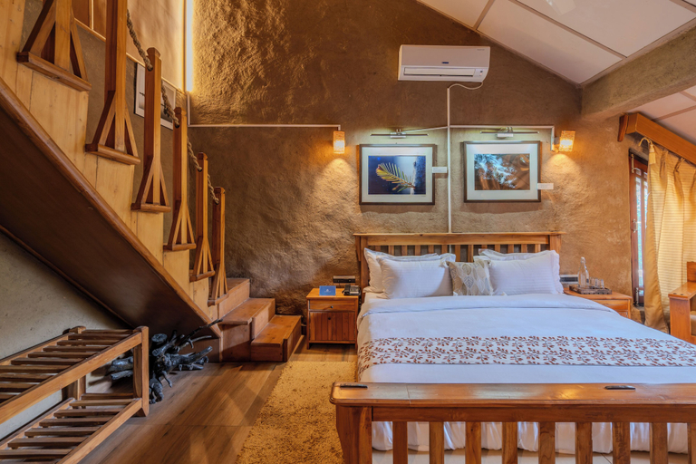 Bedroom 4, The Divine Hima, Kangra