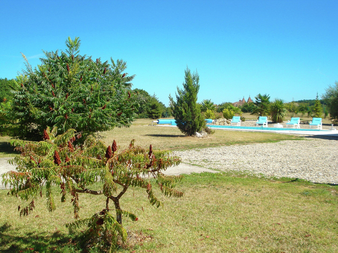 Garden 2, Panoramic Poolside Villa, Lot-et-Garonne
