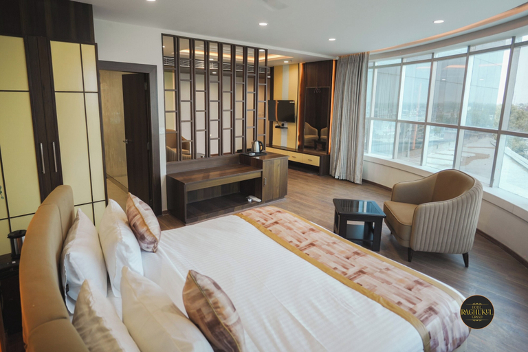Room 5, Raghukul Grand near DAV PG College, Azamgarh